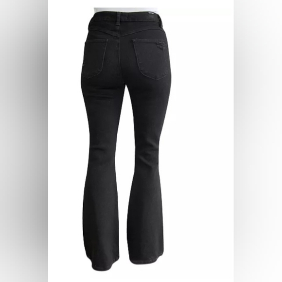 Almost Famous Ripped Jeans. Size 1 - Picture 2 of 6